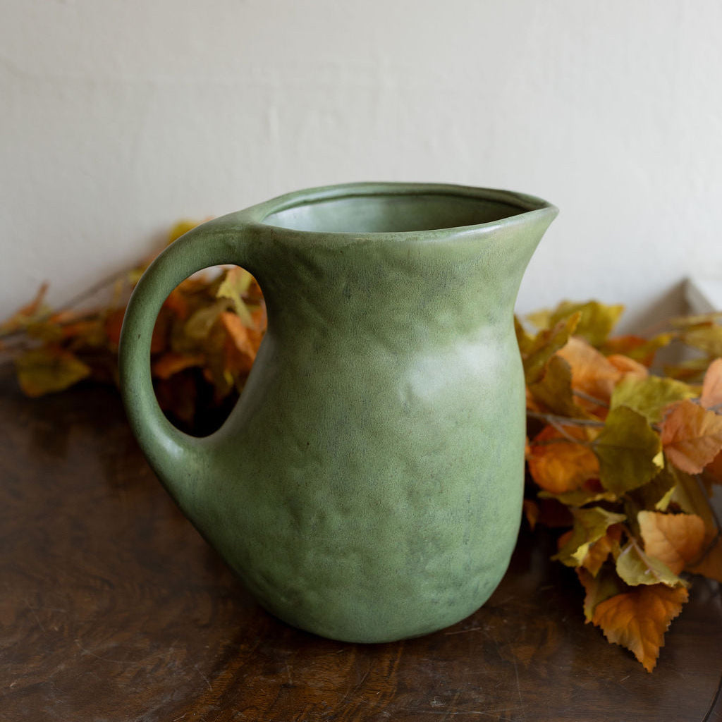 2-1/2 Quart Stoneware Pitcher