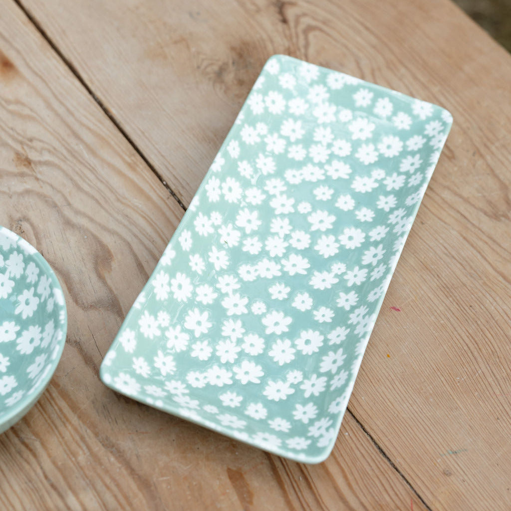 Daisy Tray