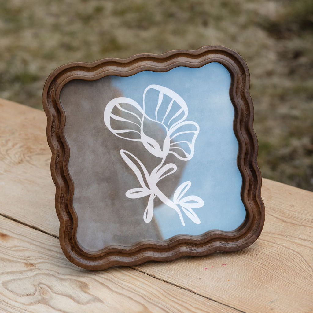 Rubberwood Scalloped Photo Frame