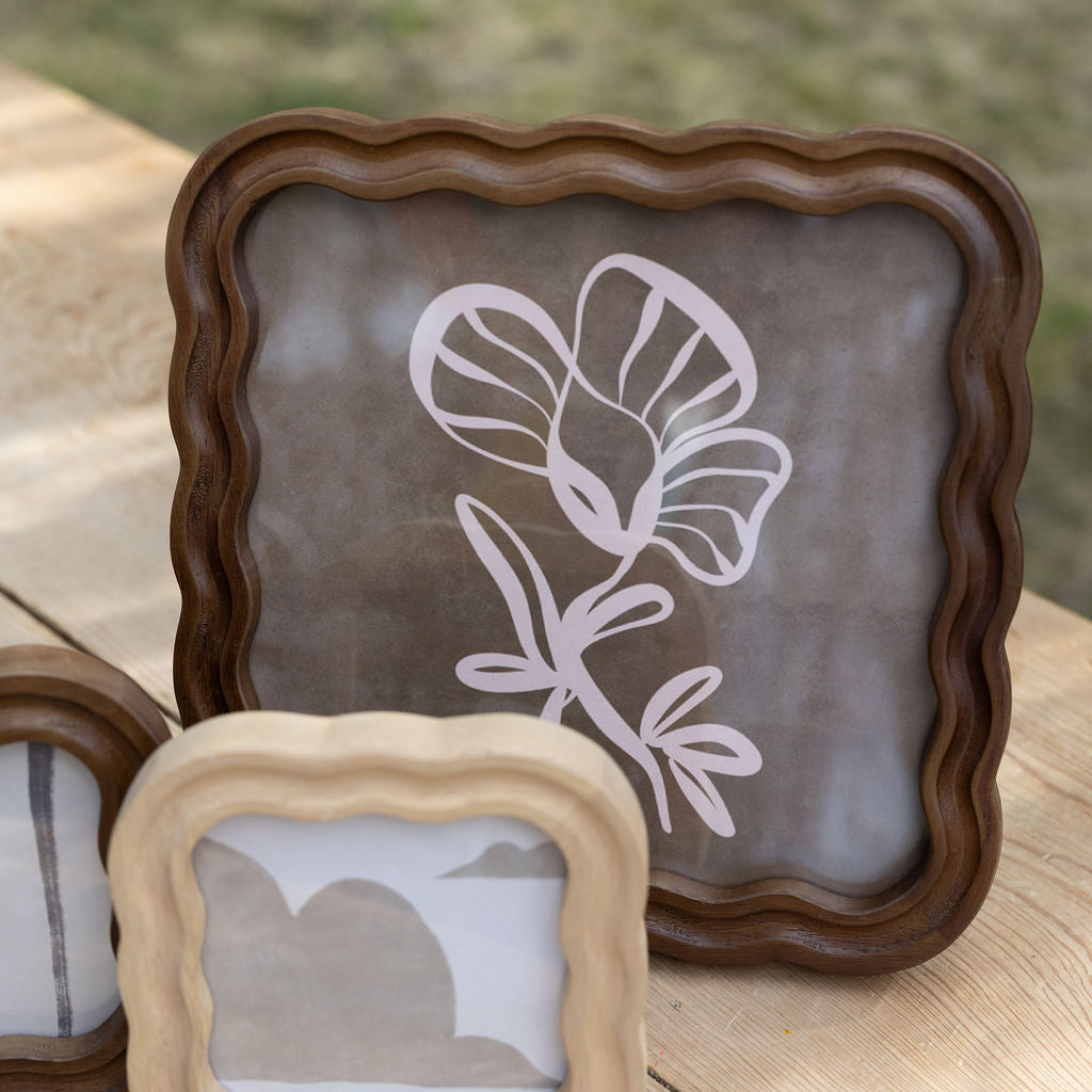 Rubberwood Scalloped Photo Frame