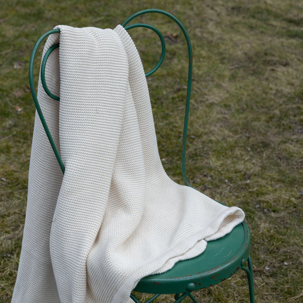 Cream Scalloped Throw
