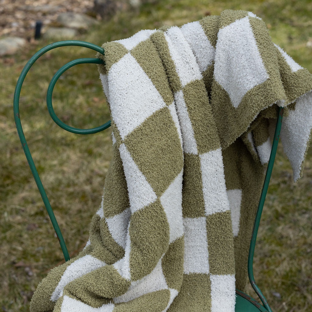 Checkered Teddy Throw