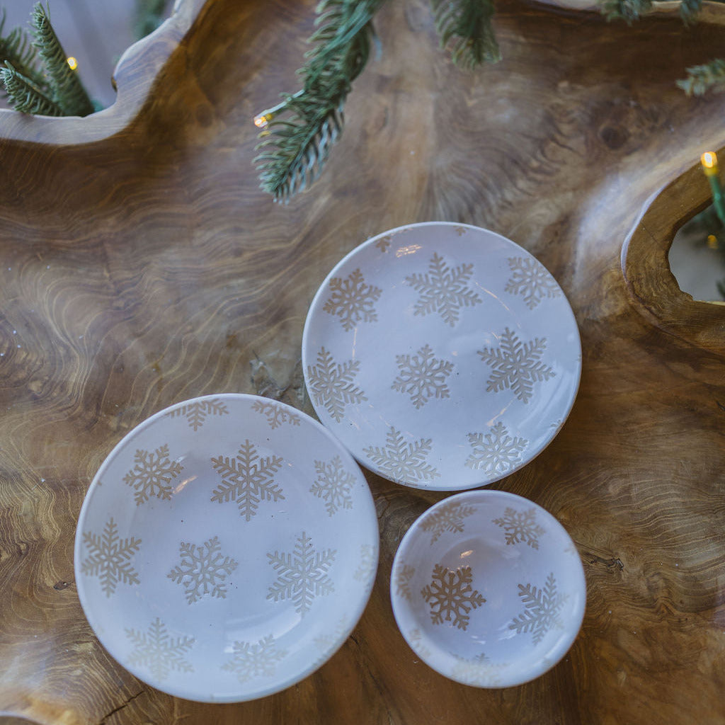 Stoneware Snowflake Plate