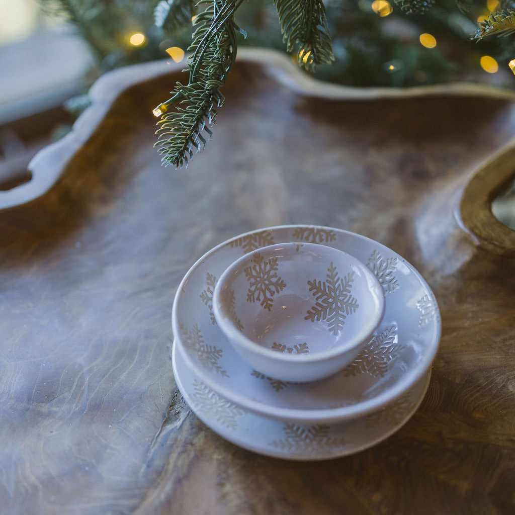 Stoneware Snowflake Plate