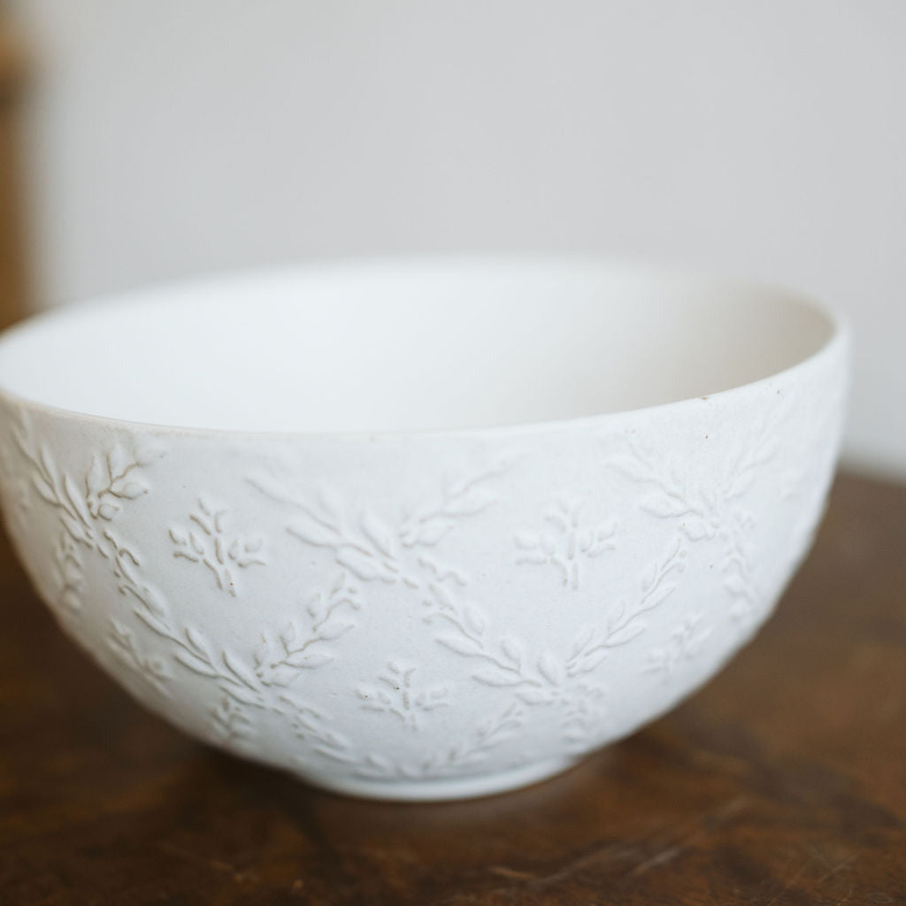 Cottage Vine Serving Bowl