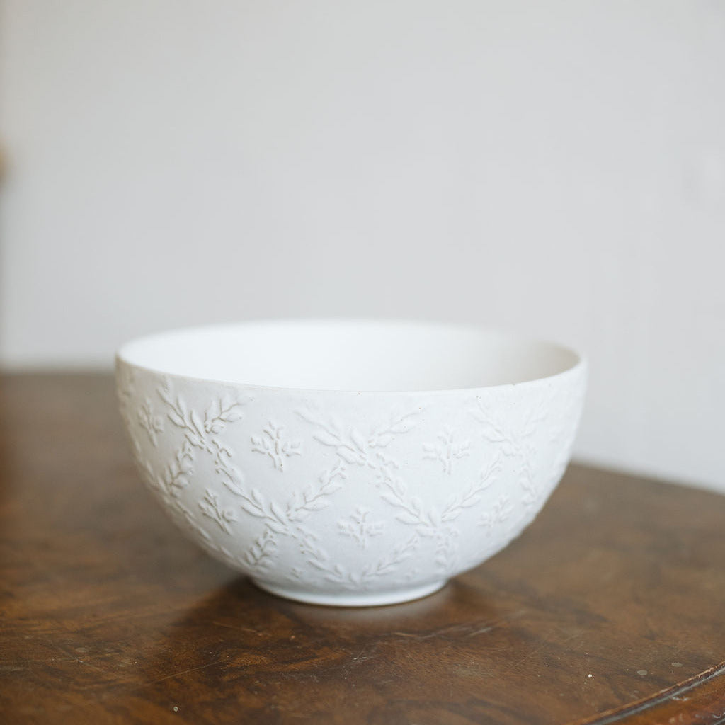 Cottage Vine Serving Bowl